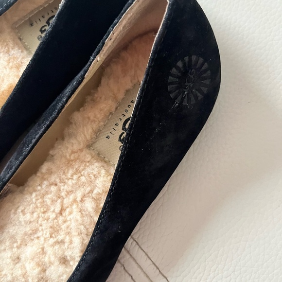 Ugg flat round toe shoes - Picture 4 of 5